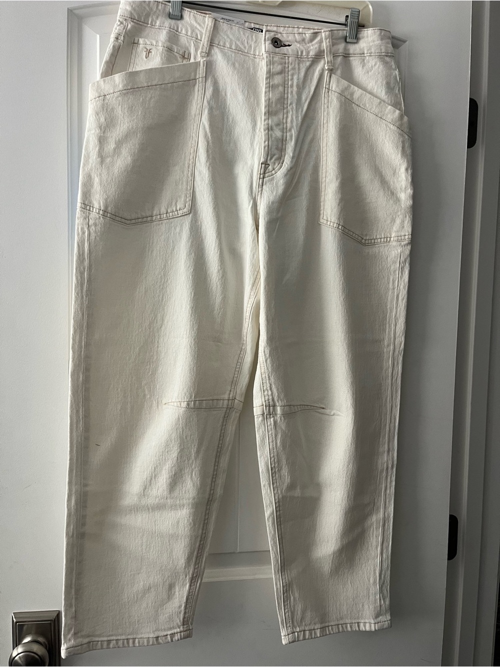 Frye Womens  Bone Barrel Jeans with 5 Pockets